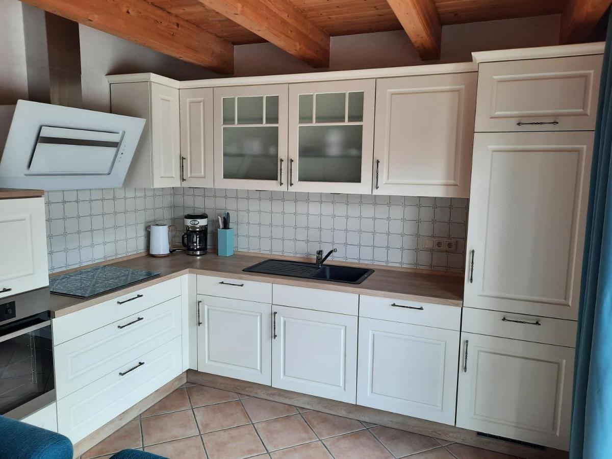 Tolles Ferienhaus In Pilsum - Ferienhaus Trientje - Mit Garten Und Ueberdachter Terrasse Luaran gambar